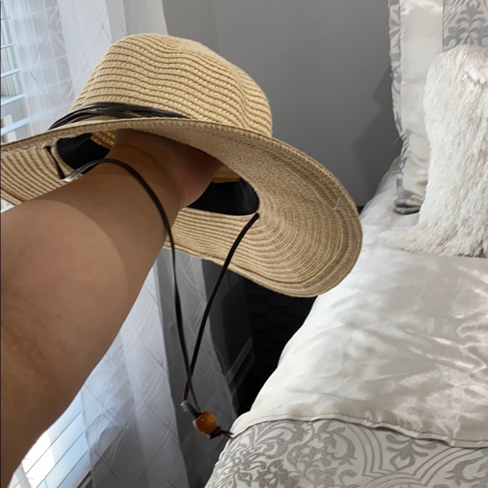 Beach hat